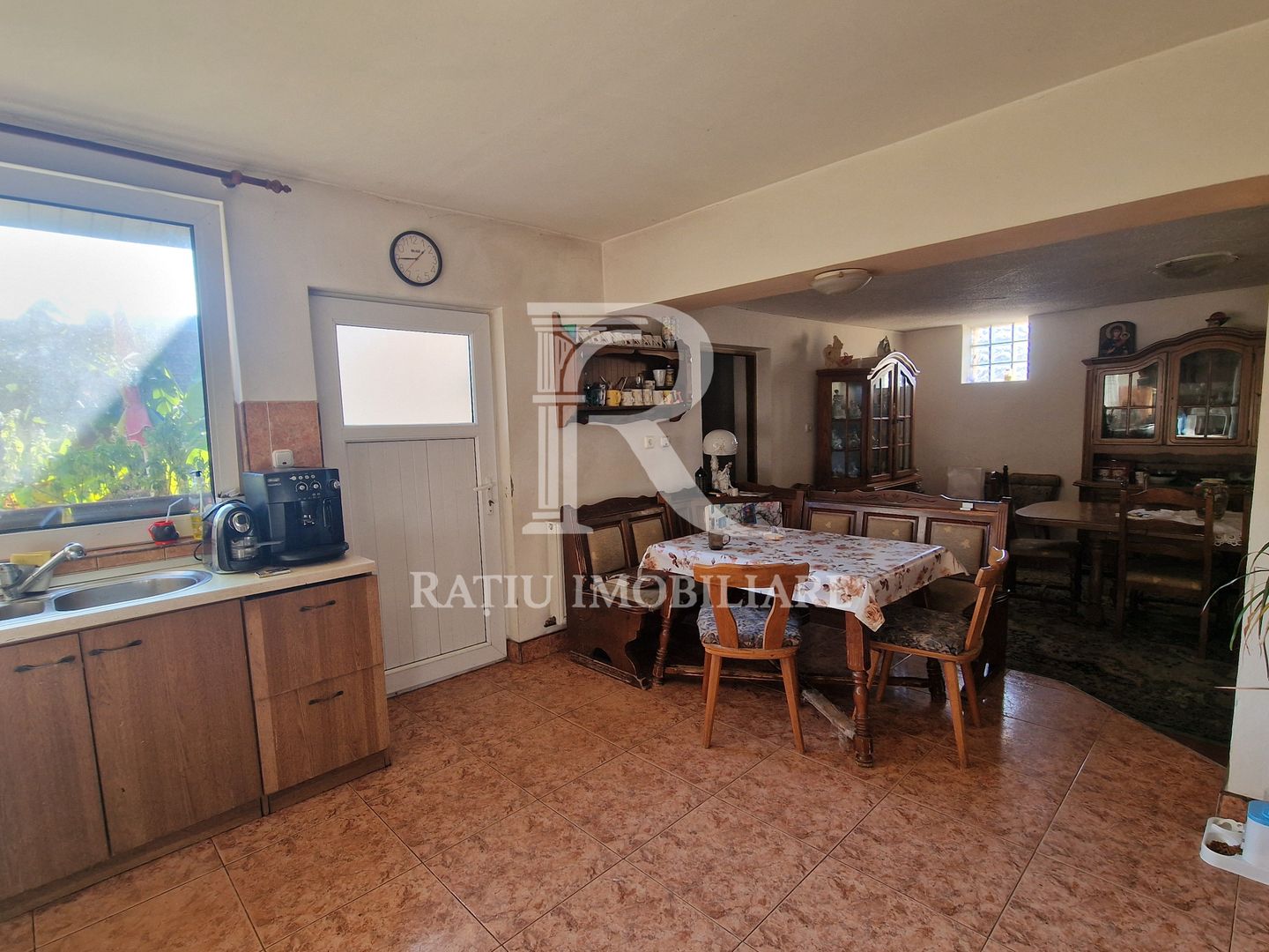 Casa cu 5 camere de vanzare | Iosia | Oradea. - Poză 3