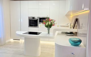 BRASADAS vinde casa rezidențială cu posibilitate spatiu com. - Poză 4