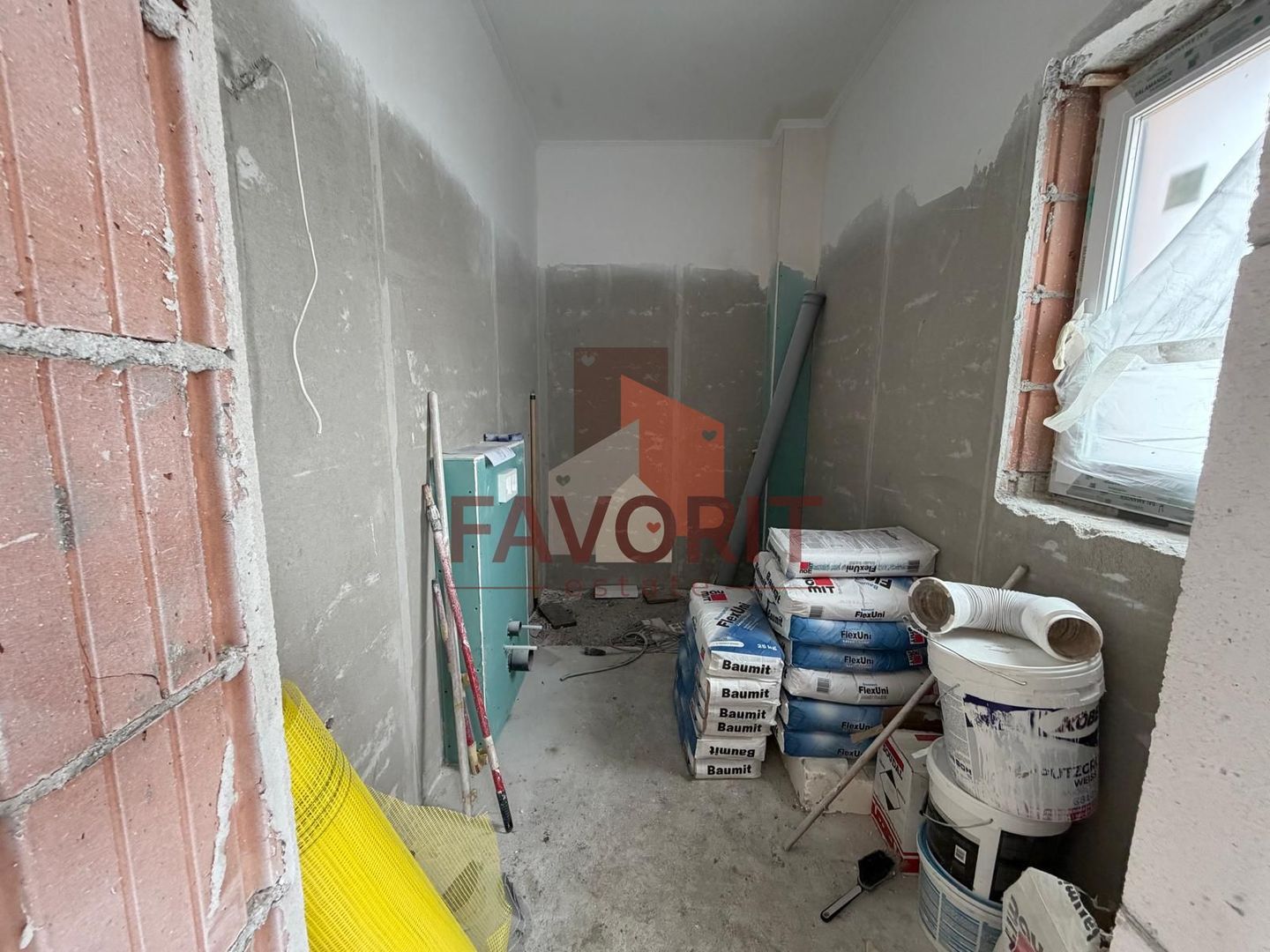 Triplex in Sacalaz |  Finisaje premium | 3 camere | Asfalt | 2 terase - Poză 10