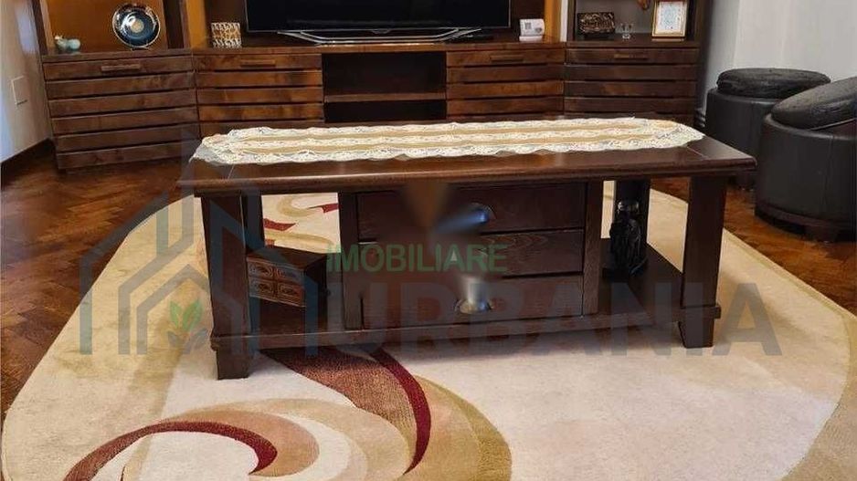 Apartament 3 camere de vanzare Podu Ros - Poză 1