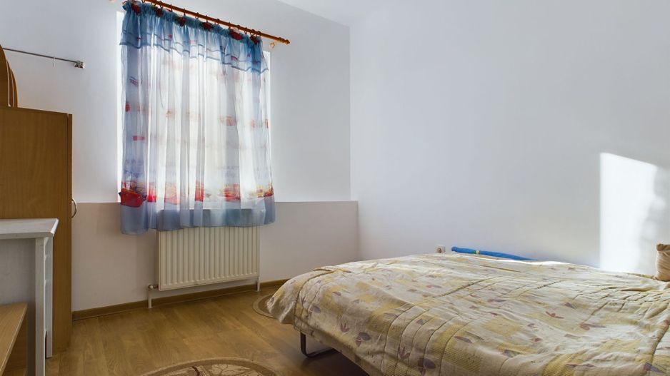 Apartament de 4 camere spațios, modern! - Poză 10