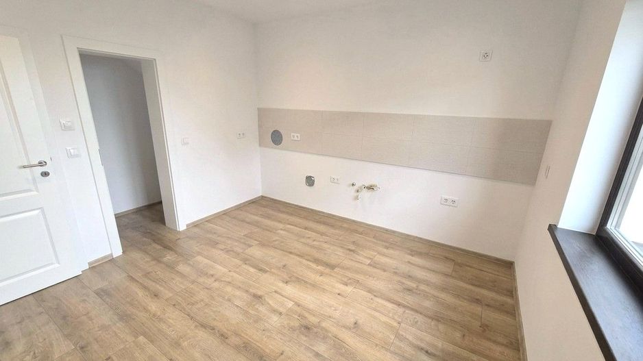 Casa noua individuala, P+E, Cetate, 120 mp, 3 bai - Poză 3