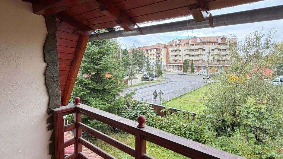 Casă complet renovată, pentru locuință sau pensiune turistică! - Poză 12