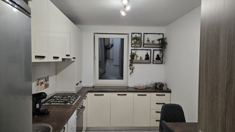 Apartament 2 camere Urban Coresi - Poză 5