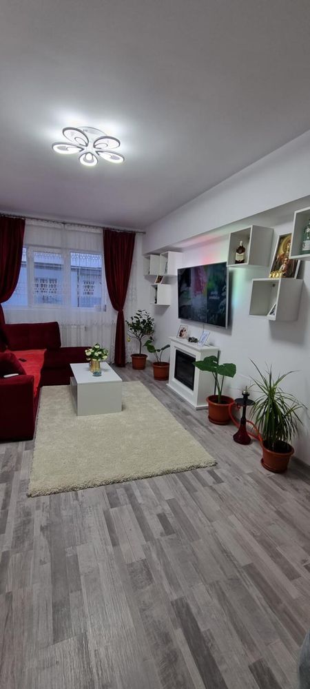 Apartament cu doua camere de vanzare - Poză 1