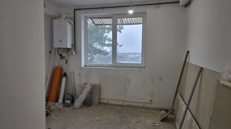 BRASADAS vinde apartament 1 camera / 20 mp / M15. - Poză 3