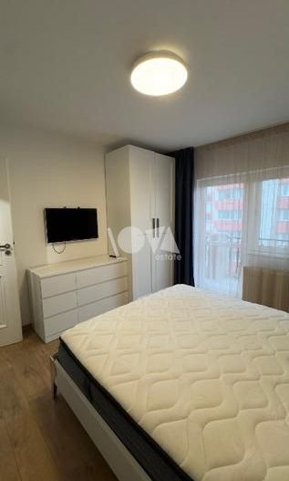 De închiriat: apartament 4 camere- centrala termica - Panduri -metrou - Poză 6