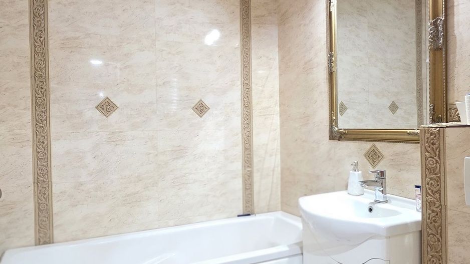 Apartament cu 3 camere, etaj 1, mobilat și utilat, zona FILATURII; - Poză 8
