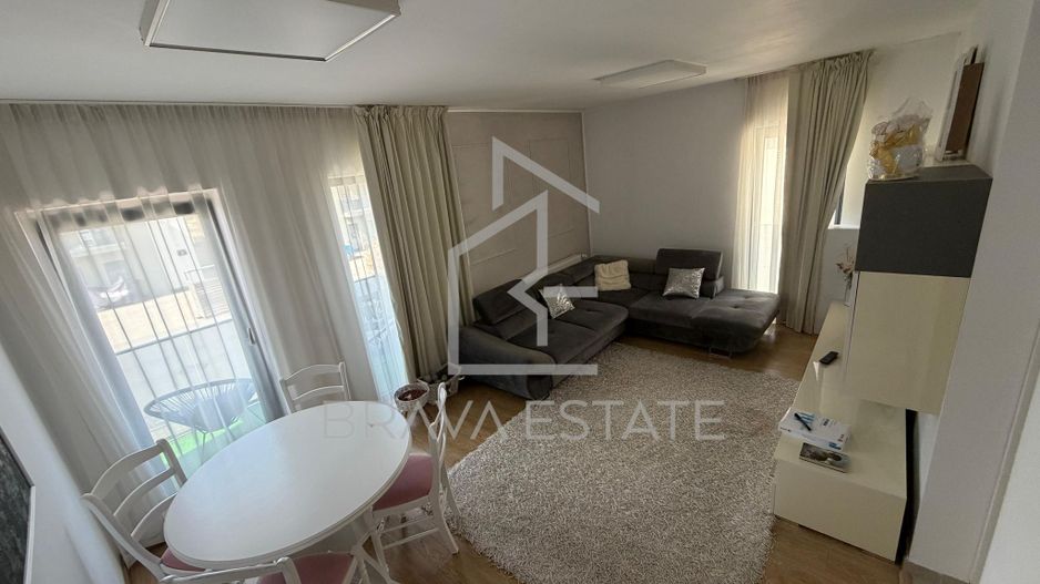 Apartament de vanzare 54 mp ,parcare , zona Borhanci - Poză 1