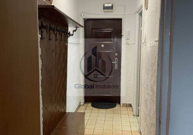 Inchiriez apartament doua camere - Poză 1
