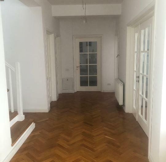 Casa individuala langa lacul Straulesti cu mutare imediata. Direct proprietar - Poză 8