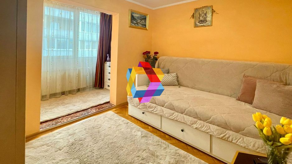 Apartament cu patru camere, zona Judetean 77mp - Poză 12