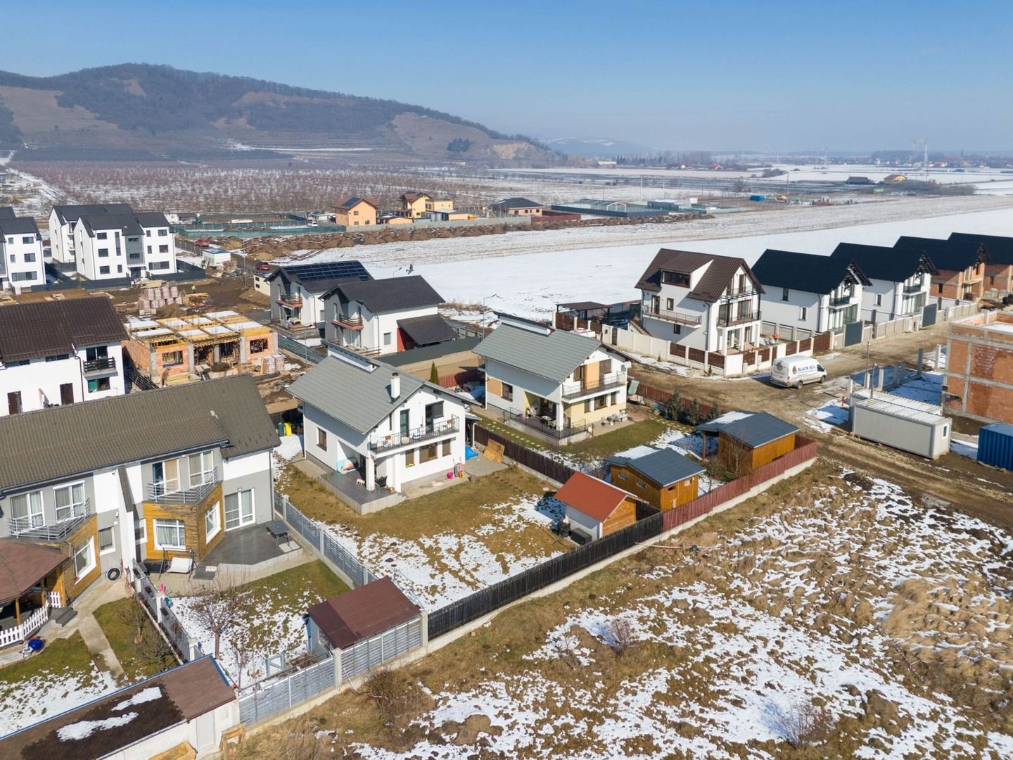 Casă Individuală Modernă de Vânzare | Sânpetru, Brașov - Poză 46