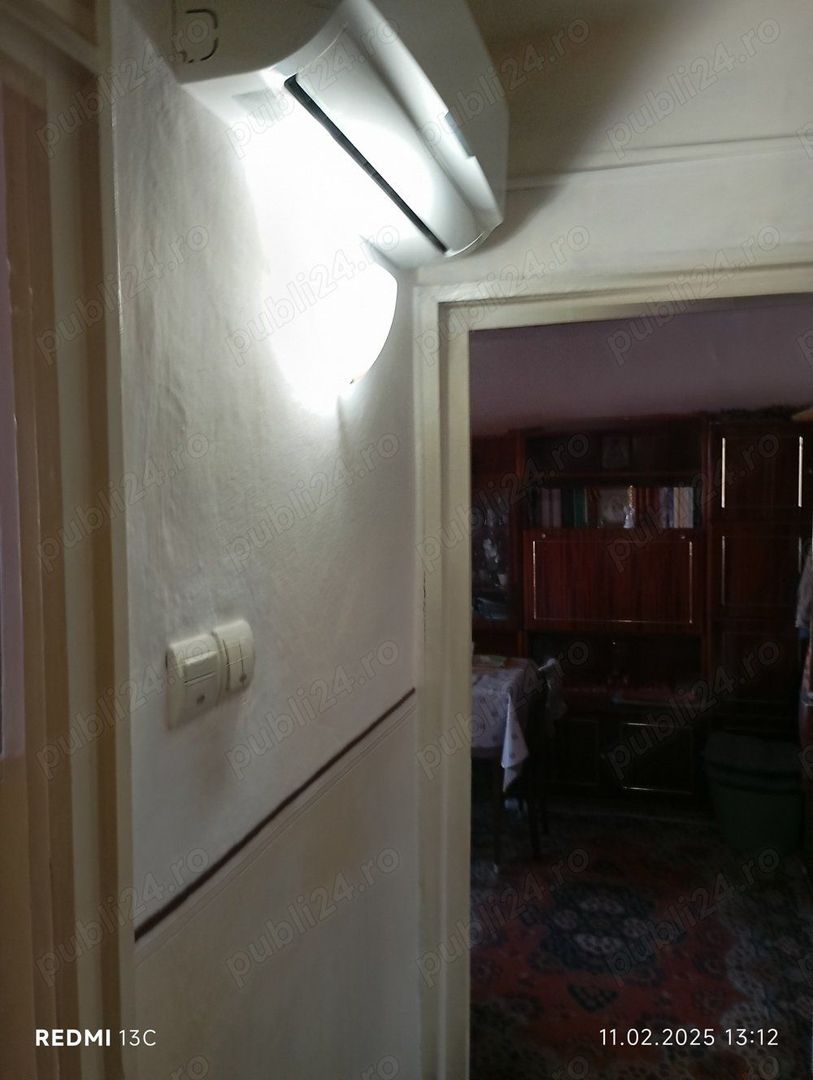 Schimb ap.3 camere decomandat et . 2 . M17 cu ap. 3 camere parter - Poză 1