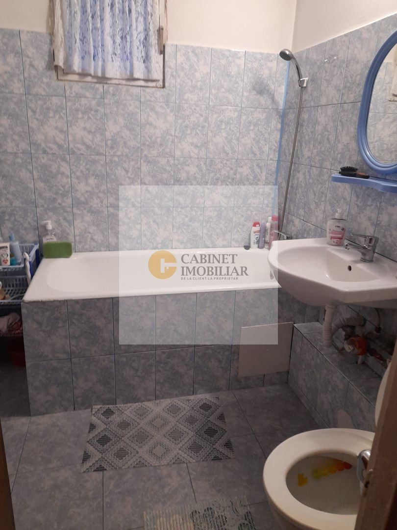 3 Camere Decomandat | 2 Bai | Etaj 4/8 | 75mp totali - Poză 7