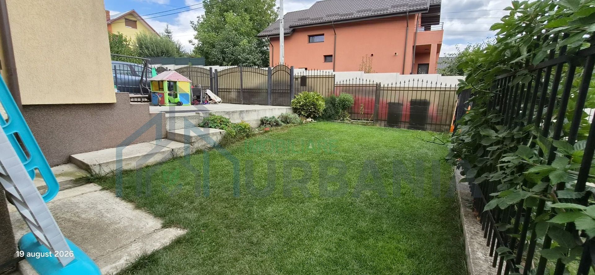 Duplex modern de vânzare, 3 camere, complet mobilat și utilat, cu 3 locuri de parcare – Valea Adâncă (Strada Cornești) - Poză 3