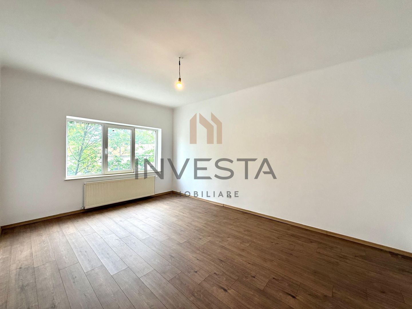 Apartament 3 camere decomandat, balcon si boxa - zona The Office! - Poză 1