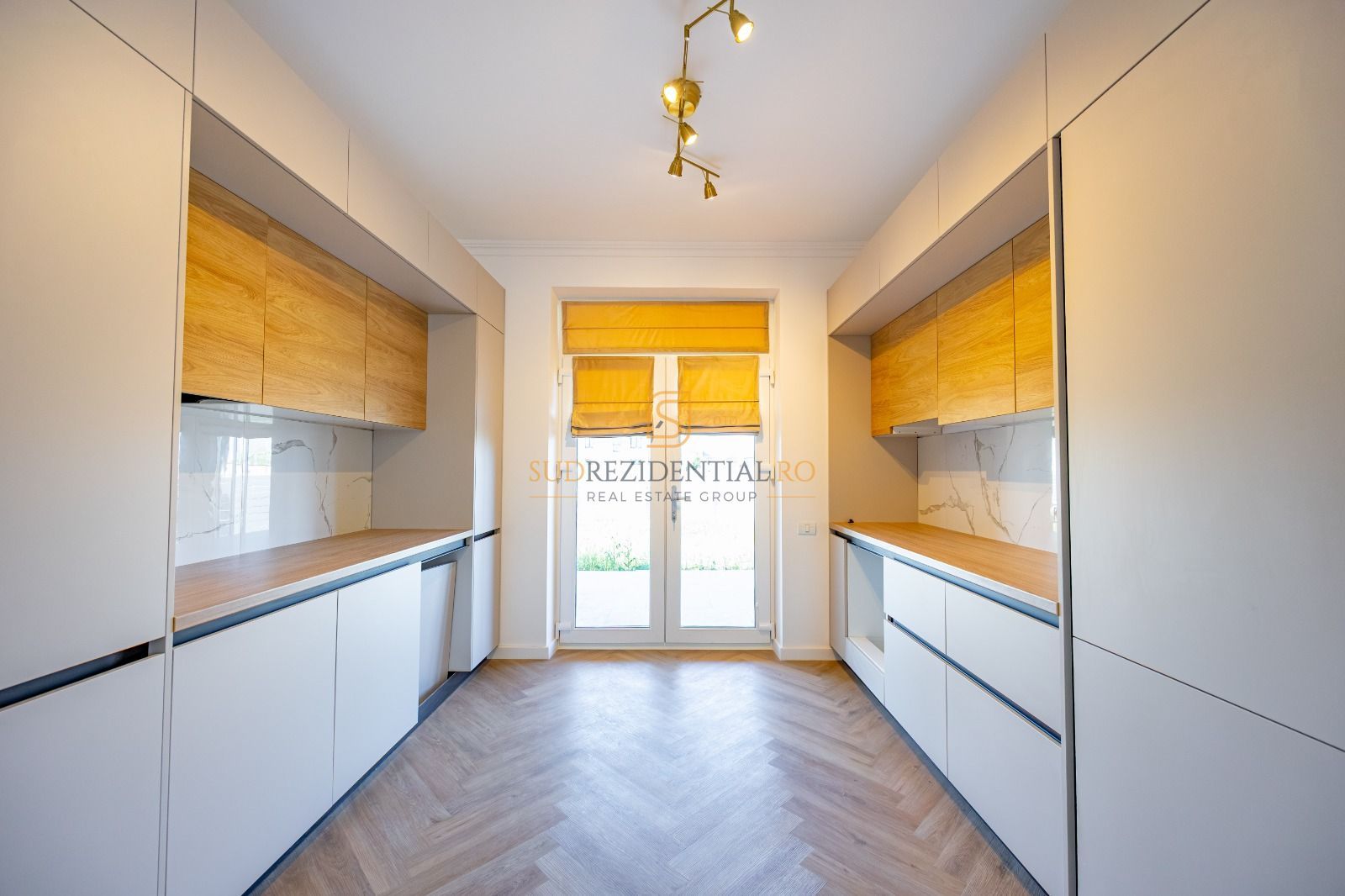 Casa cu 4 camere, Frumusani, panouri solare, pompe caldura - Poză 5