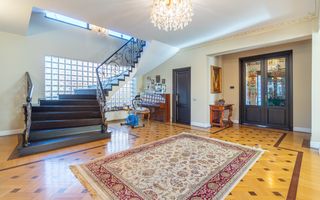 Vila cu piscina si garaj - 6 dormitoare - Pantelimon - Poză 14