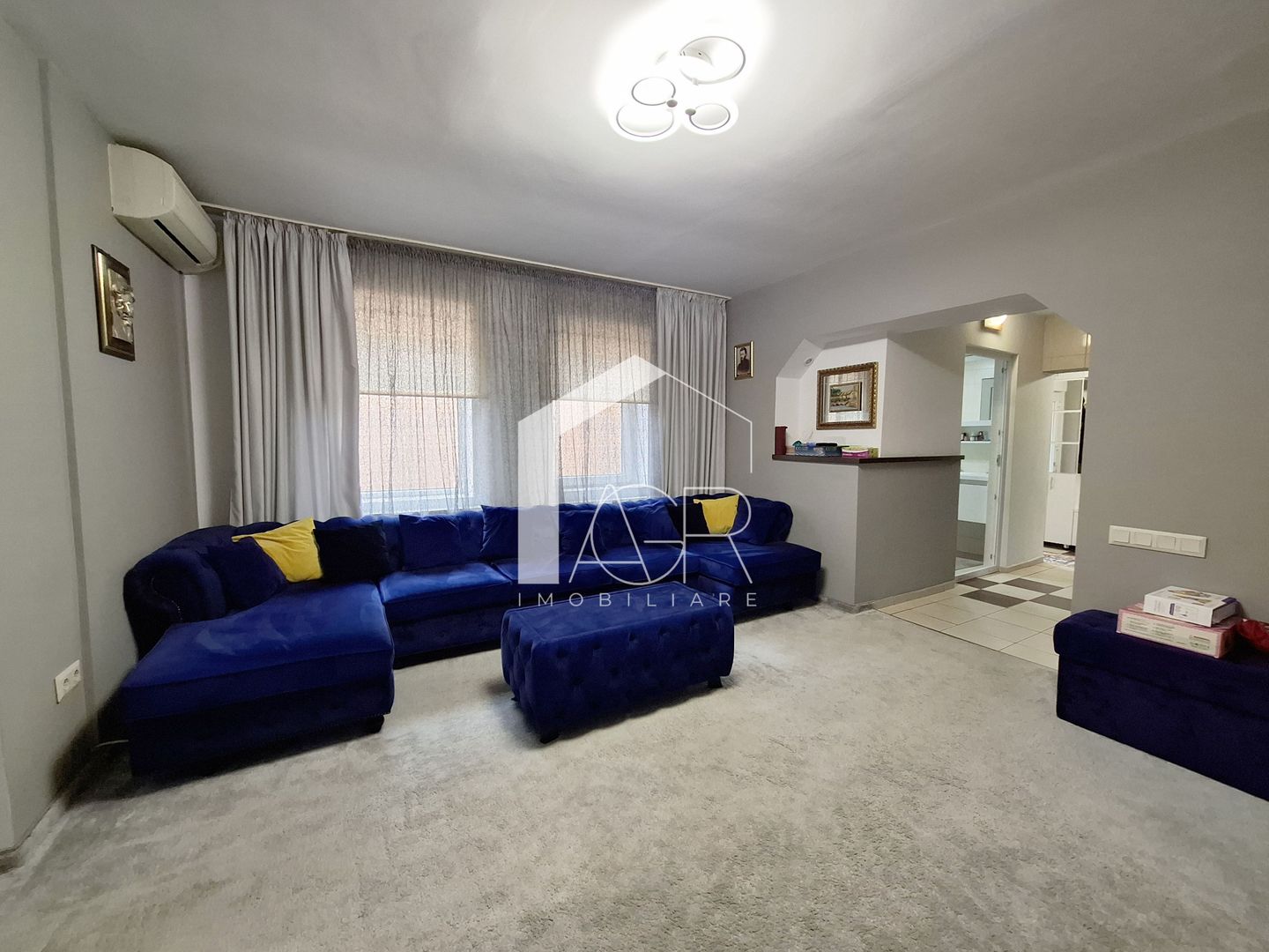 Casa P+M, cu 5 camere, zona Central - Poză 1