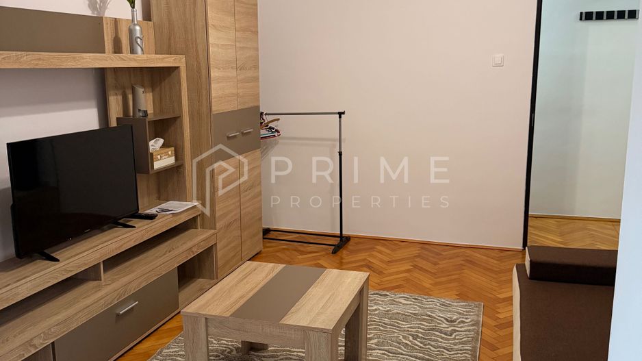 Închiriez apartament 2 camere – zona 7 Noiembrie, Târgu Mureș - Poză 1