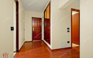 Apartament 3 camere dec in Galati Micro 21 vedere la Dunare langa turn - Poză 16