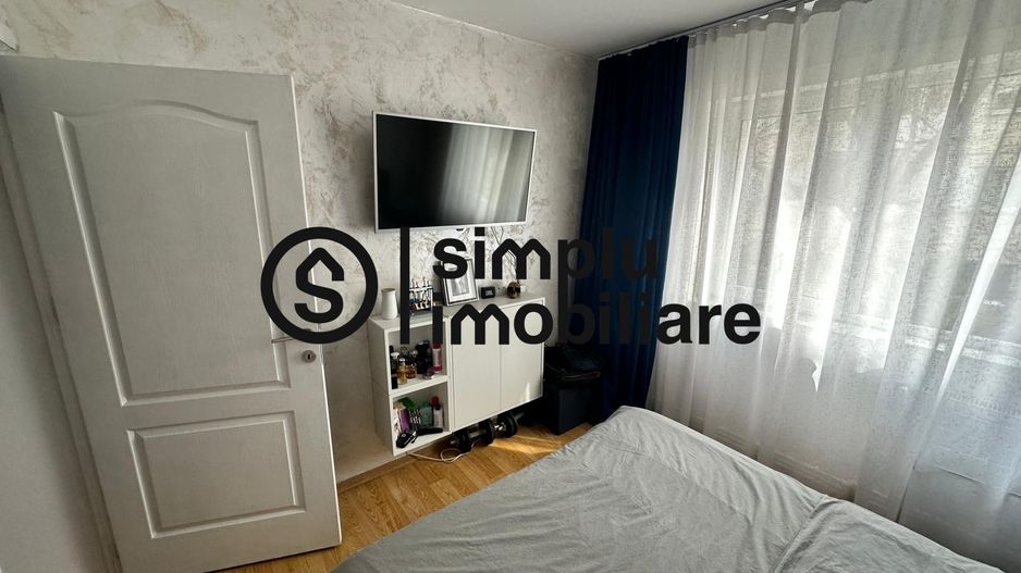 3 camere, etaj 2/4, centrala,  Rovine - 118 000 Euro - Poză 2
