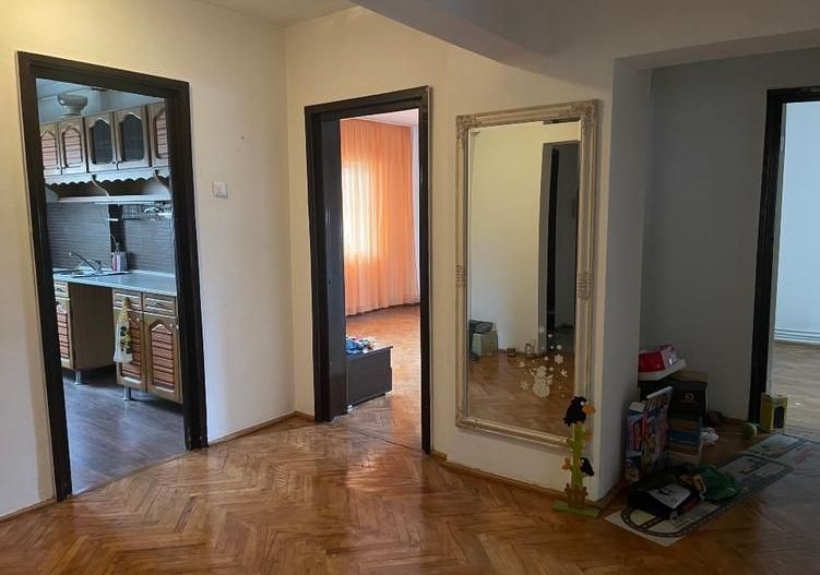 Vand apartament 4 camere in Satu Mare - Poză 3