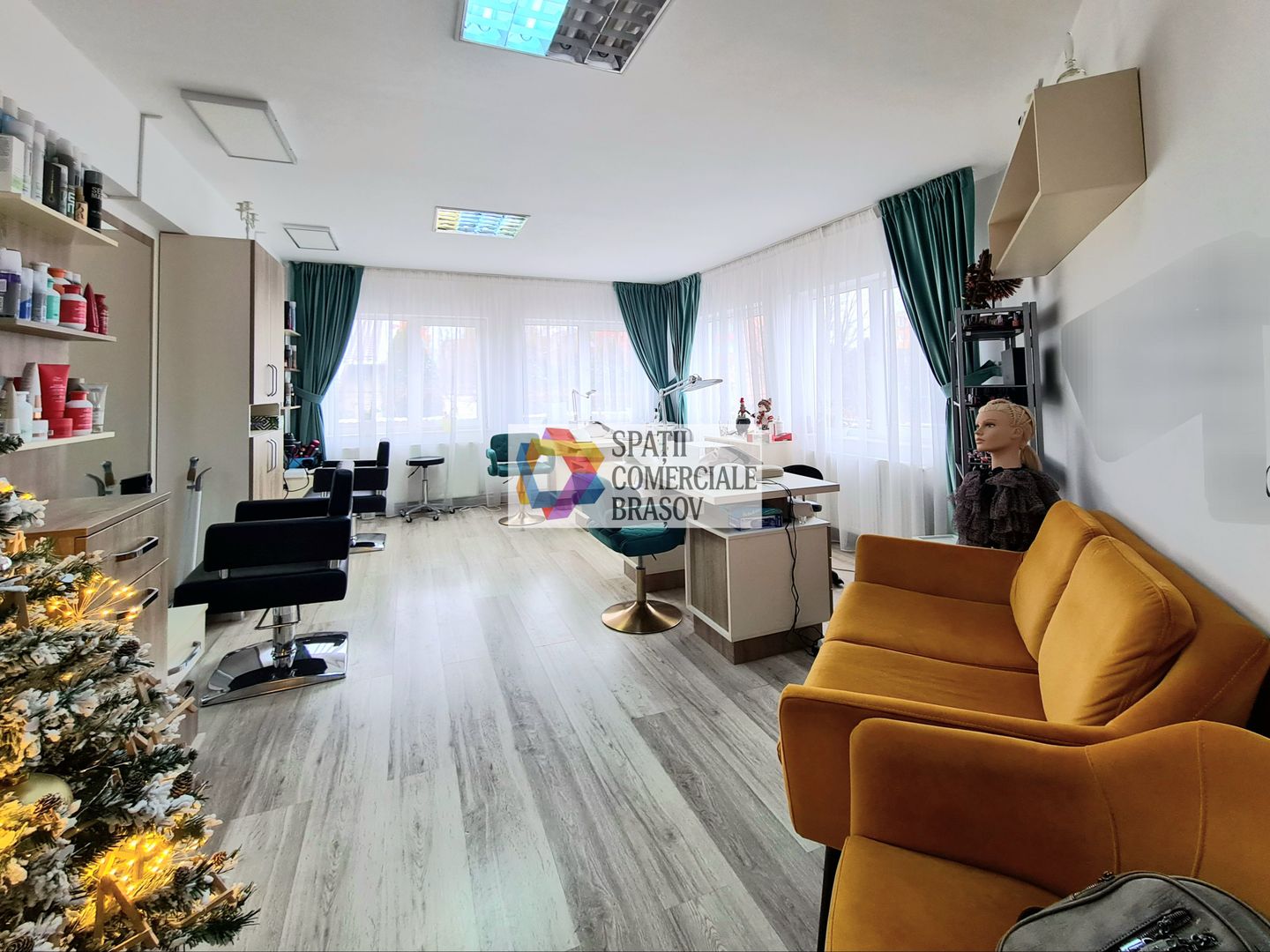 Spațiu comercial de închiriat Brasov - 120 mp # spatii-comerciale-brasov.ro - Poză 1