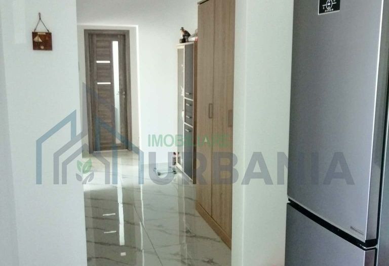 Vând apartament 3 camere decomandat, 75 mp, etaj 3, zona Minerva - Poză 2