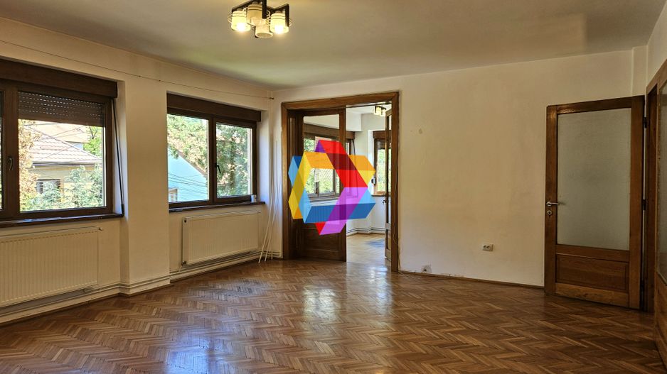 Casa deosebita 6 camere de vânzare, Central, Brașov,  210 mp, Plus-imo.ro - Poză 12