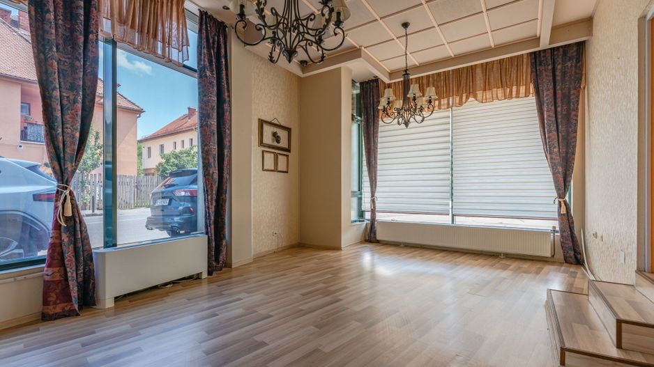 Spațiu Comercial/Birouri de Închiriat, Parter, 60 mp – Nicolae Titulescu, Brașov - Poză 2