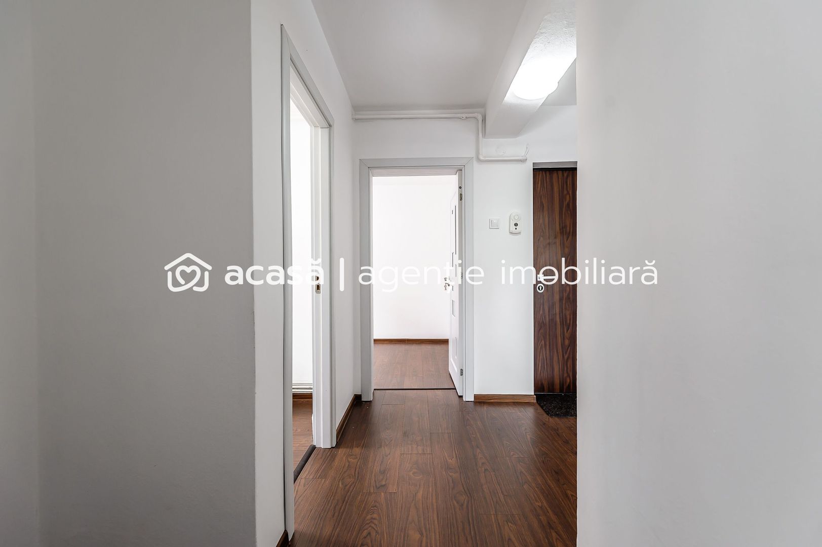 VÂNDUT! Apartament 3 camere,  Str. Tudor Vladimirescu - Poză 7