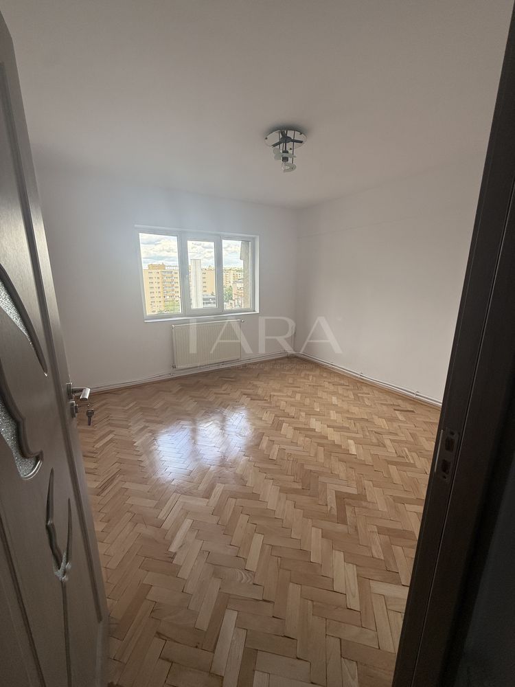 Apartament 3 camere renovat – etaj superior, lumină naturală excelentă - Poză 6