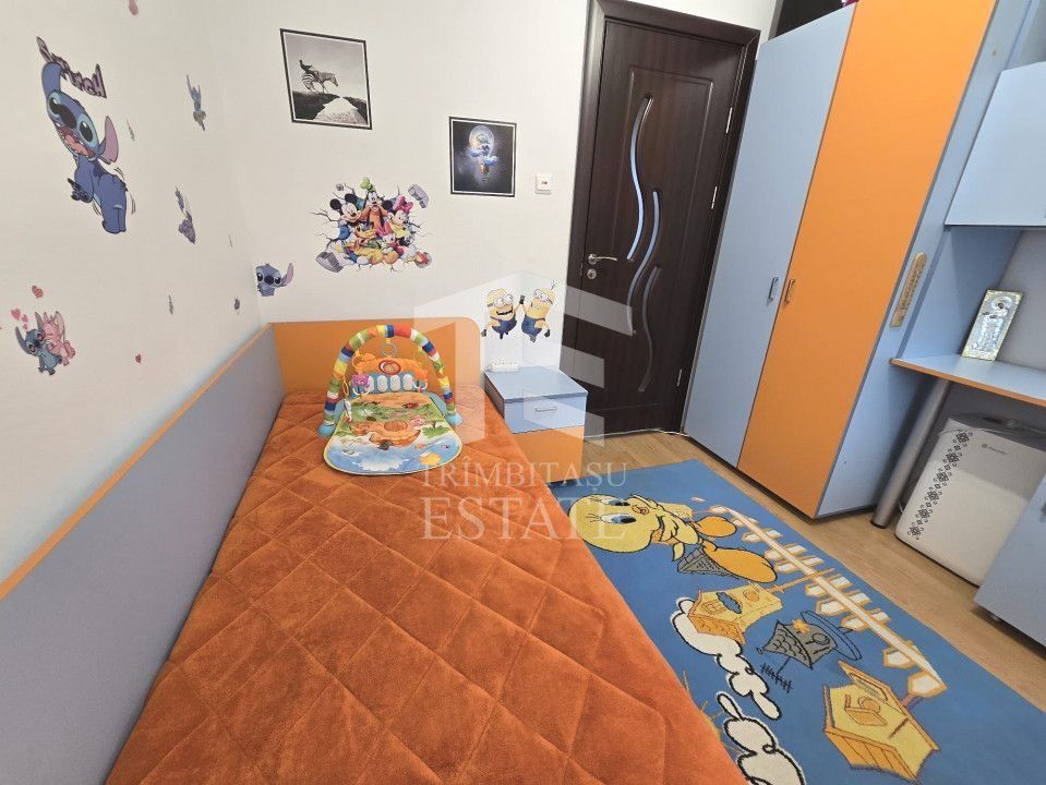 INEL I - Apartament cu centrala pe gaz, loc de parcare si pod de 60 mp - Poză 20