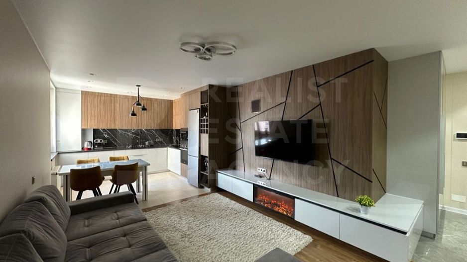 Chirie, apartament, 3 camere, strada Grenoble, Botanica - Poză 1