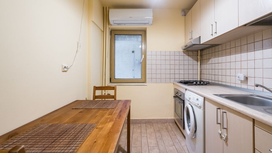 Apartament 2 camere decomandat sos. Titulescu - Piata Victoriei - Poză 12