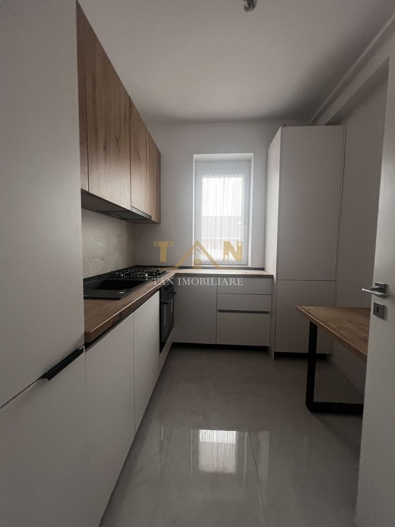 Apartament de vânzare 3 camere în spate la LIDL - Poză 3