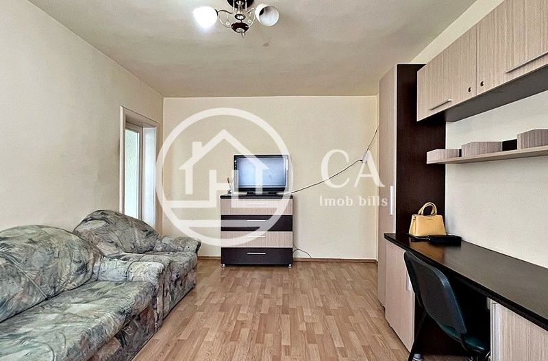 Apartament de vânzare cu 2 camere în zona Rogerius, Oradea - Poză 4