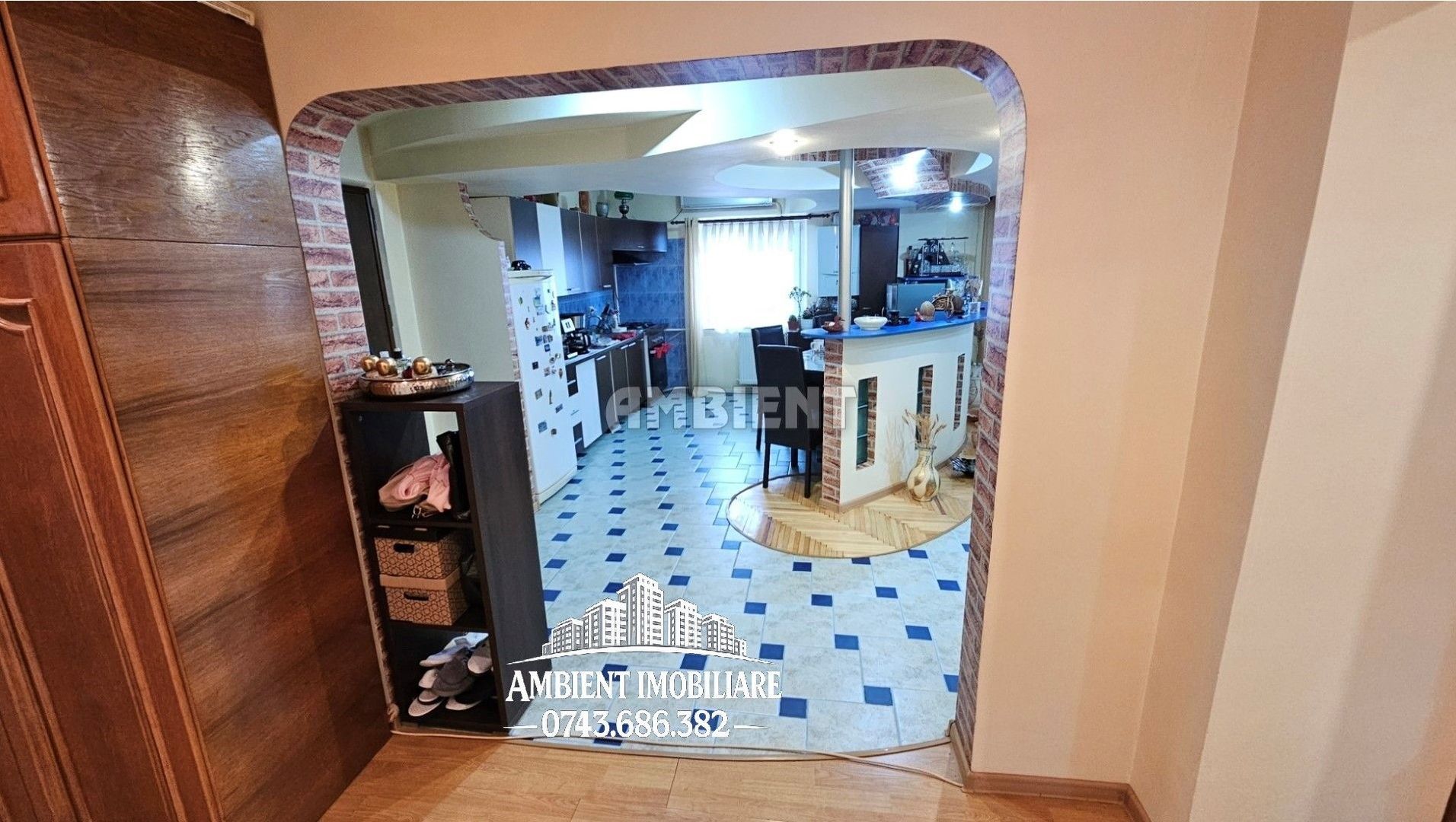 Apartament cu 4 camere, mobilat și utilat, zona TRAIAN; - Poză 8