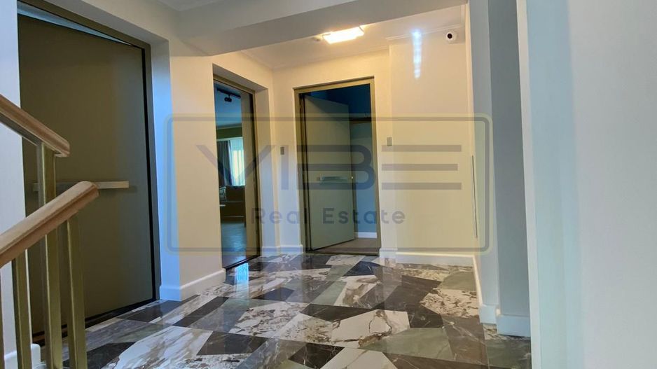 Apartament  Parcul Copou - VIEW SUPERB ! LUX- MODERN ! - Poză 13