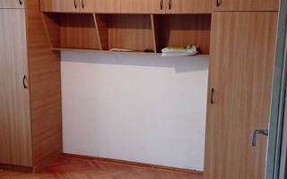 Vând apartament 3 camere - Poză 3