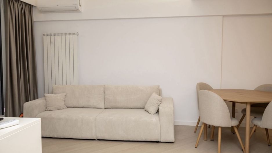 INCHIRIERE APARTAMENT 3 CAMERE COMPLEX CORTINA NORTH PIPERA - Poză 3