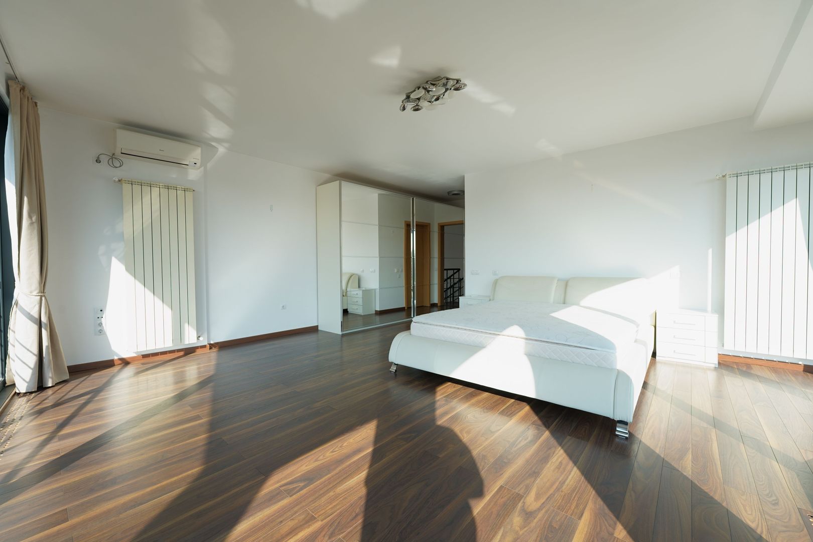 Panoramic View to Herastrau Lake, 5 rooms apartment - Poză 15