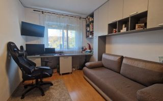 APARTAMENT 3 CAMERE CANTA   72mp - Poză 6
