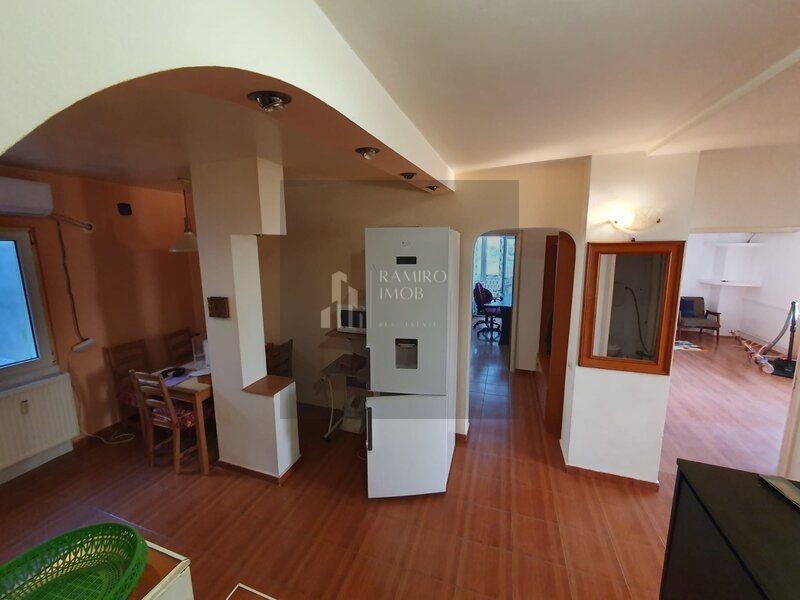 Apartament 4 camere decomandat | 88mp | Costin Georgian | Bloc reabil - Poză 1