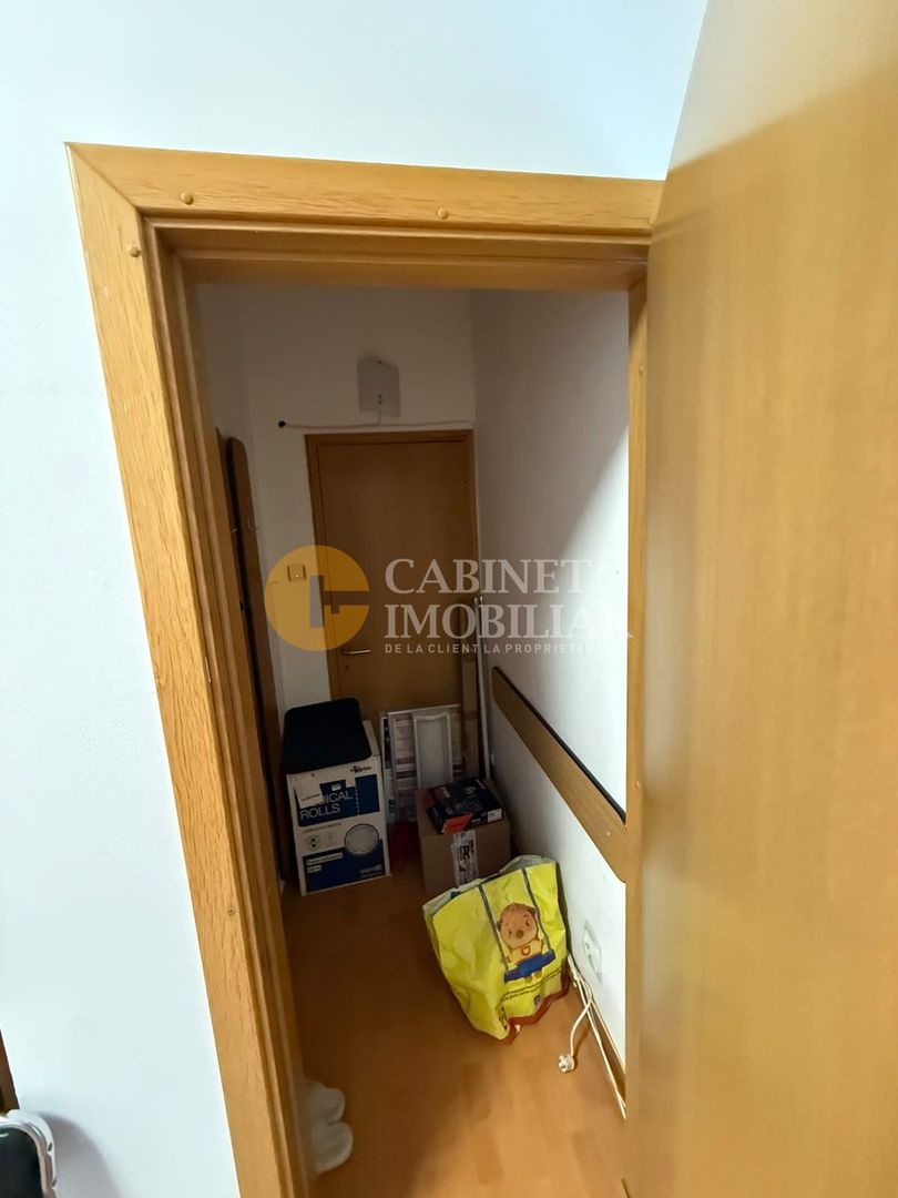 4 CAMERE DECOMANDAT--ETAJ 1--BLOC TIP VILA--PIATA UNIRII - Poză 13