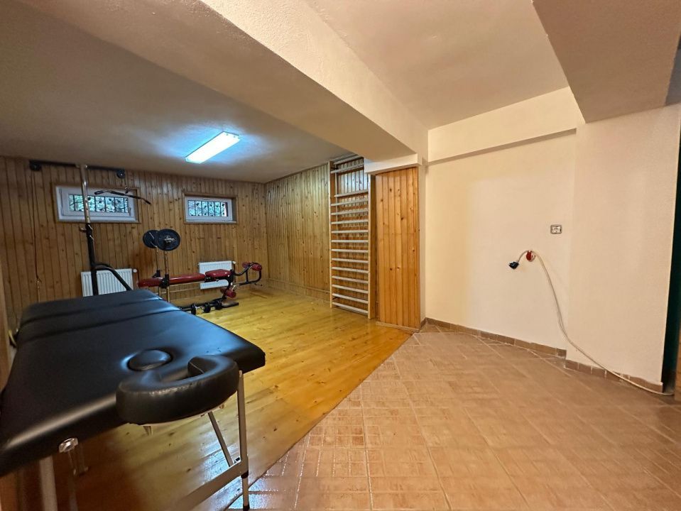 Casa individuala  - vedere spre padure - Parcul Sub Arini - Poză 49