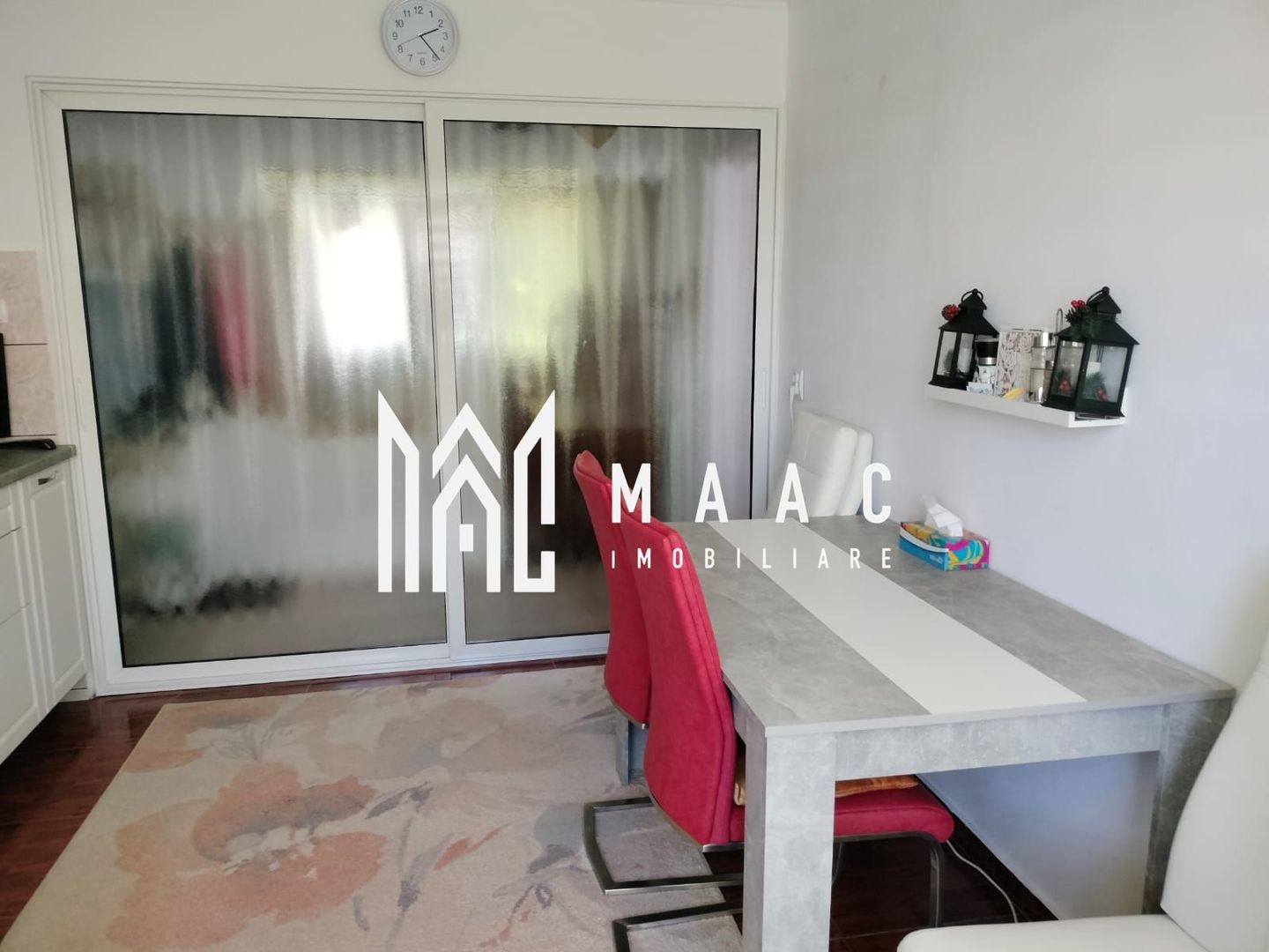 Apartament 3 camere | Lift | Decomandat | Zona Vasile Aaron - Poză 3