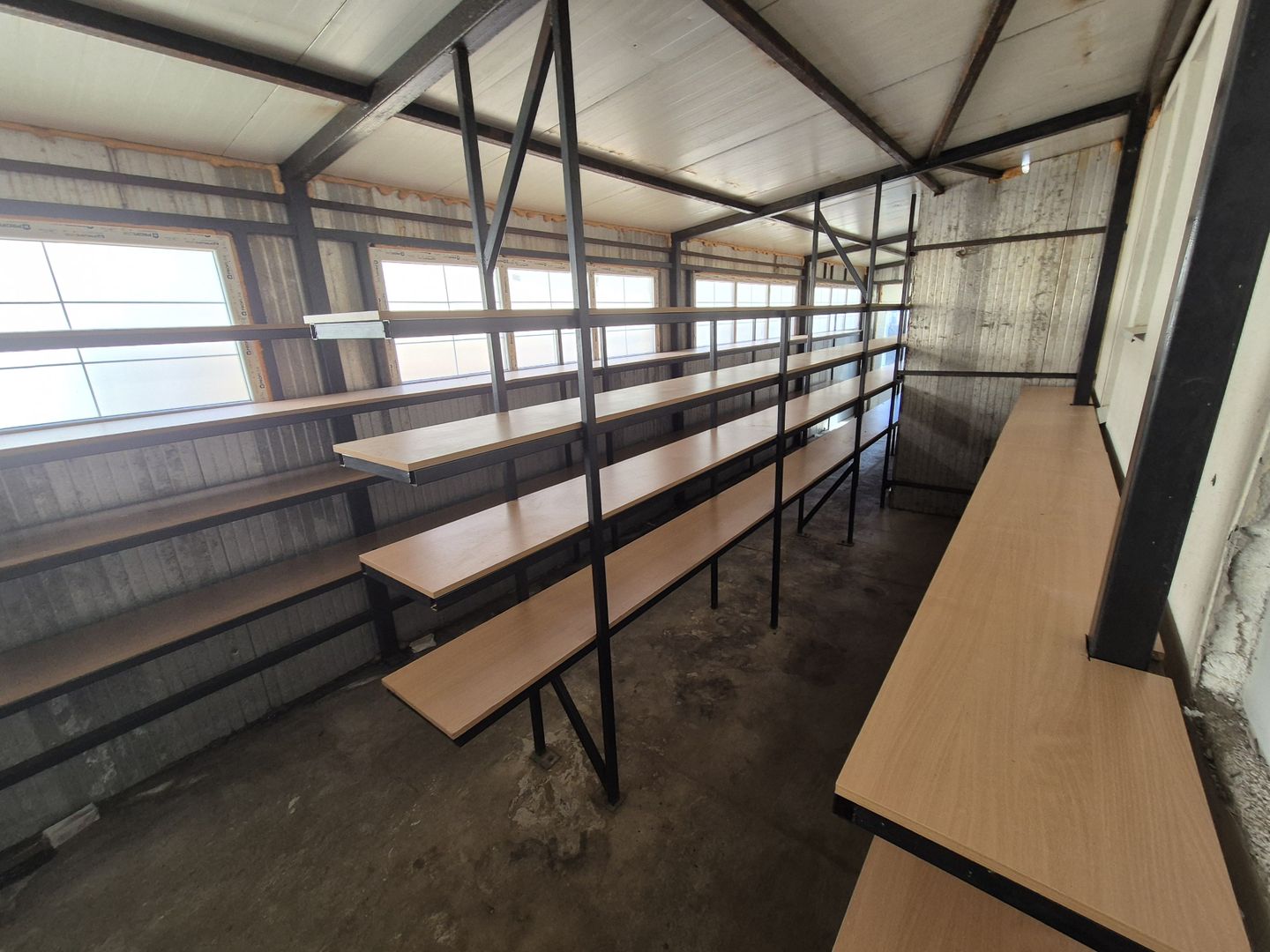 Spatiu comercial 109,54 + 2 locuri de parcare - Varteju - Poză 11